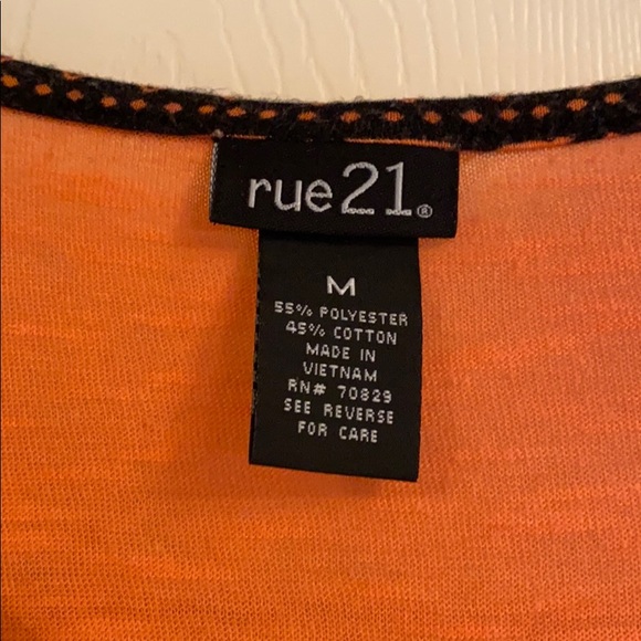 Rue21 Orange Scoop Neck Tee with Aztec Design - Picture 2 of 4